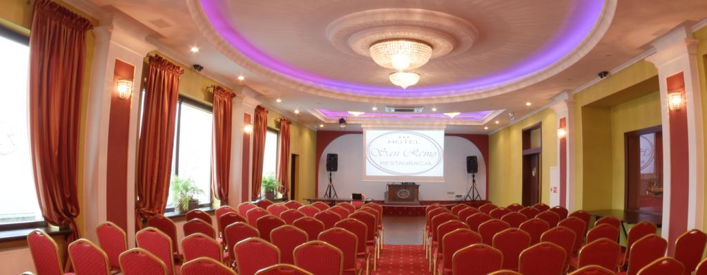Hotel San Remo Zgierz Zewnętrze zdjęcie