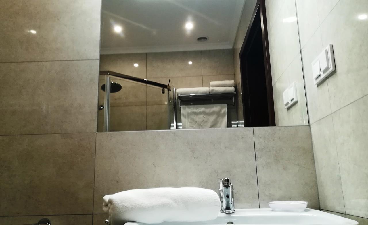 Hotel San Remo Zgierz Zewnętrze zdjęcie