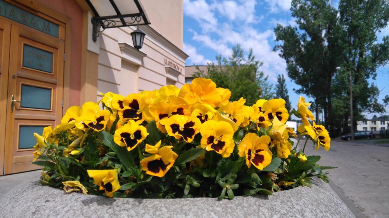 Hotel San Remo Zgierz Zewnętrze zdjęcie